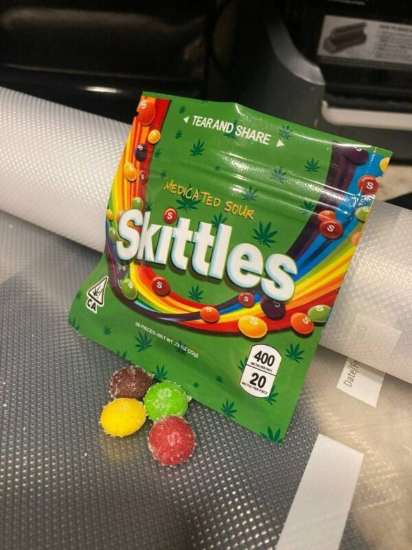SKITTLES GUMMIES